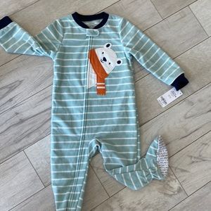 ✨3/$15✨ NWT Carters fleece sleeper 24 month
